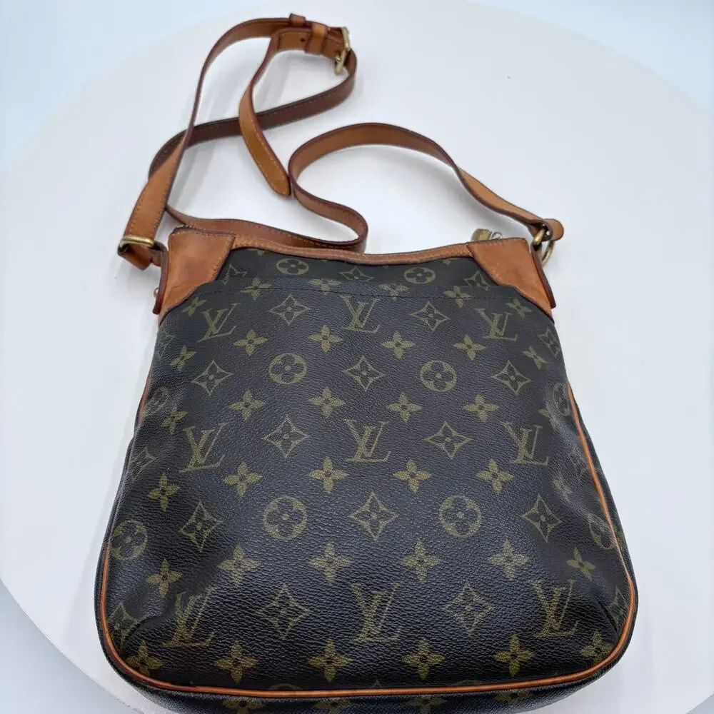 Authenticated Vintage Louis Vuitton Crossbody – Classic Monogram Shoulder Purse - Picture 1 of 15